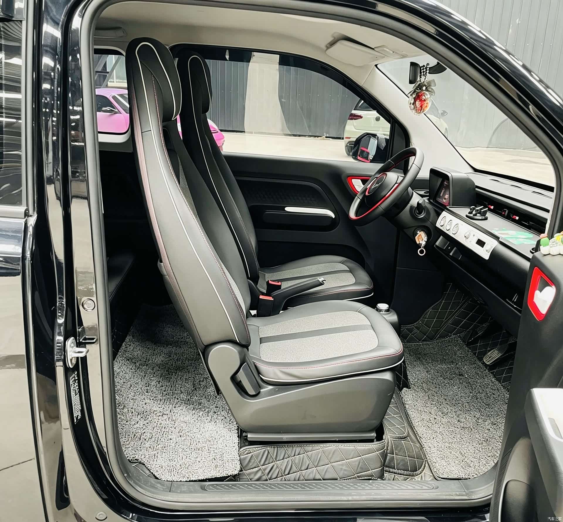 Wuling MINIEV, 2024 все фото