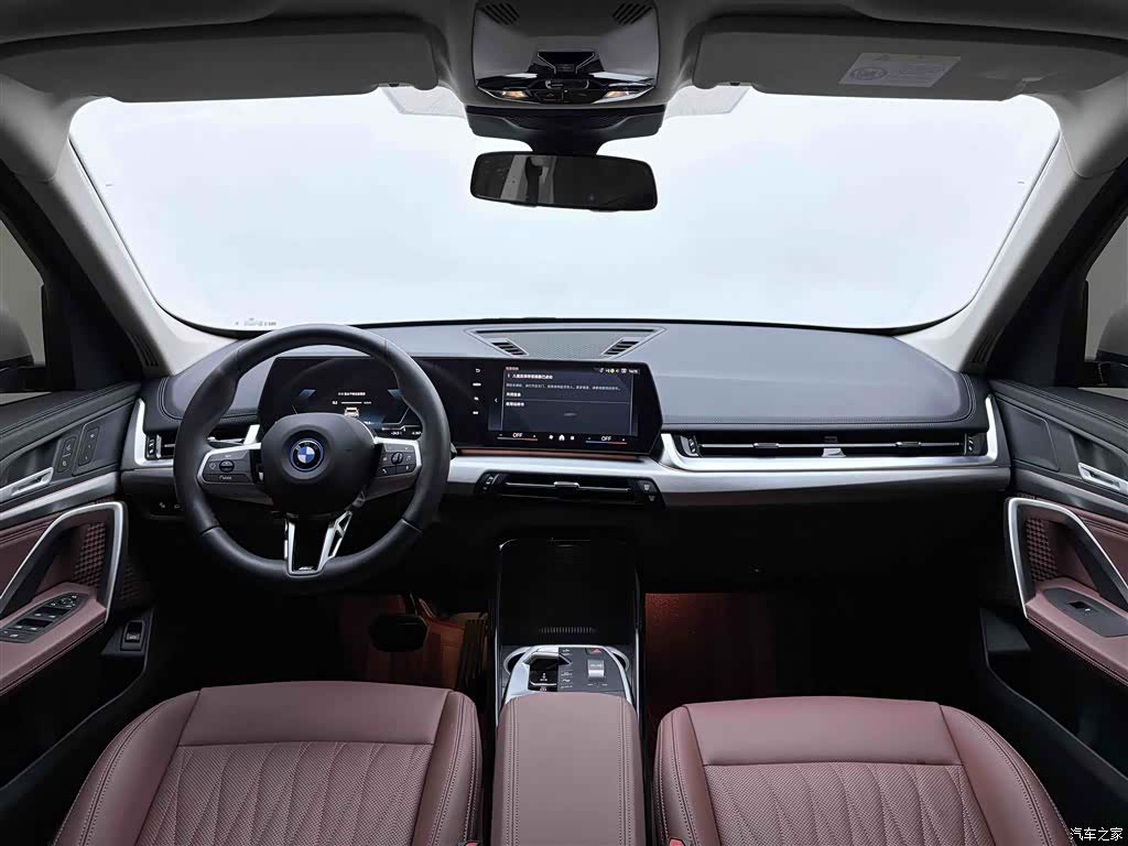 BMW iX1, 2026 14