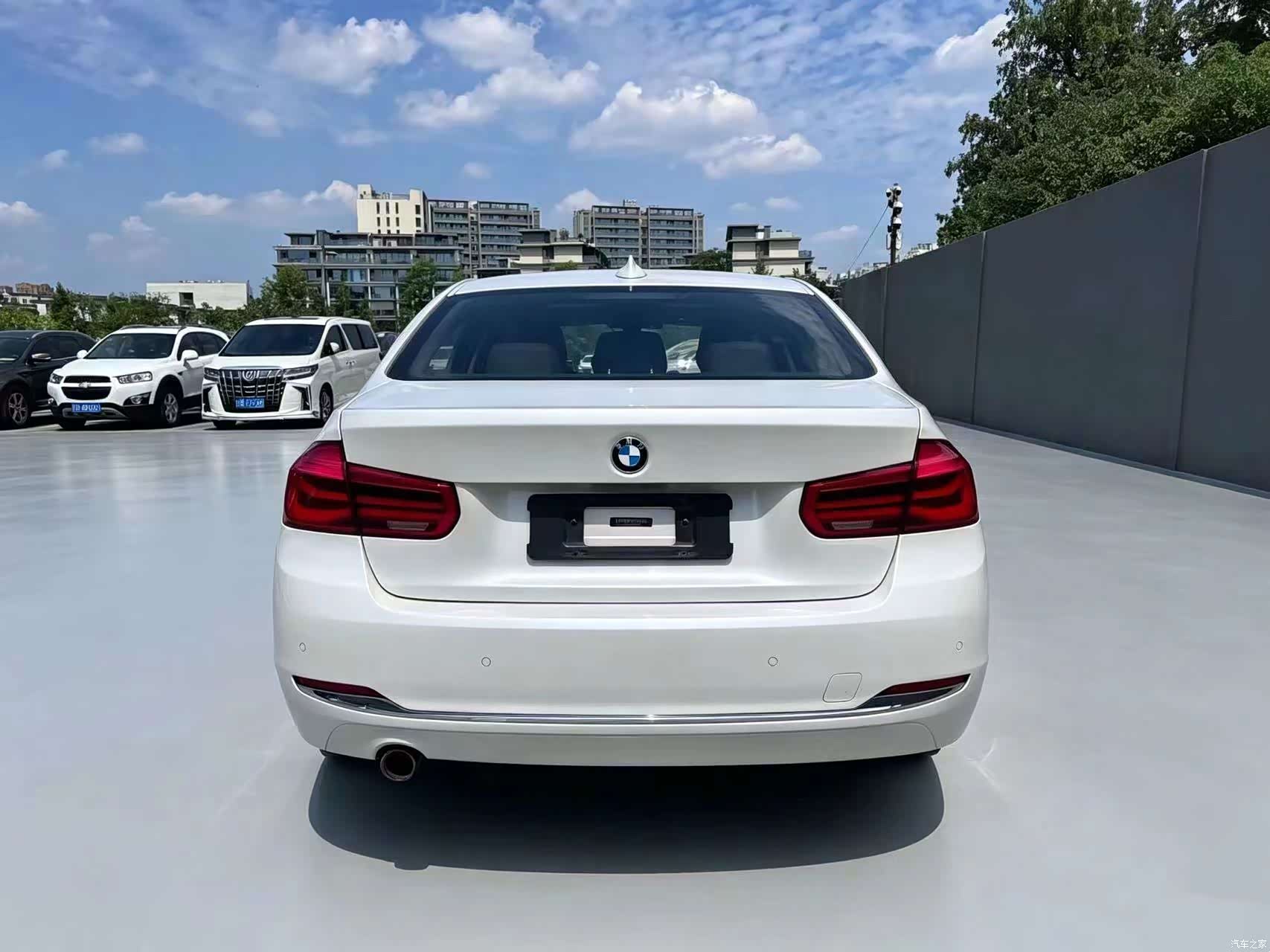 BMW 3 Series, 2016 все фото