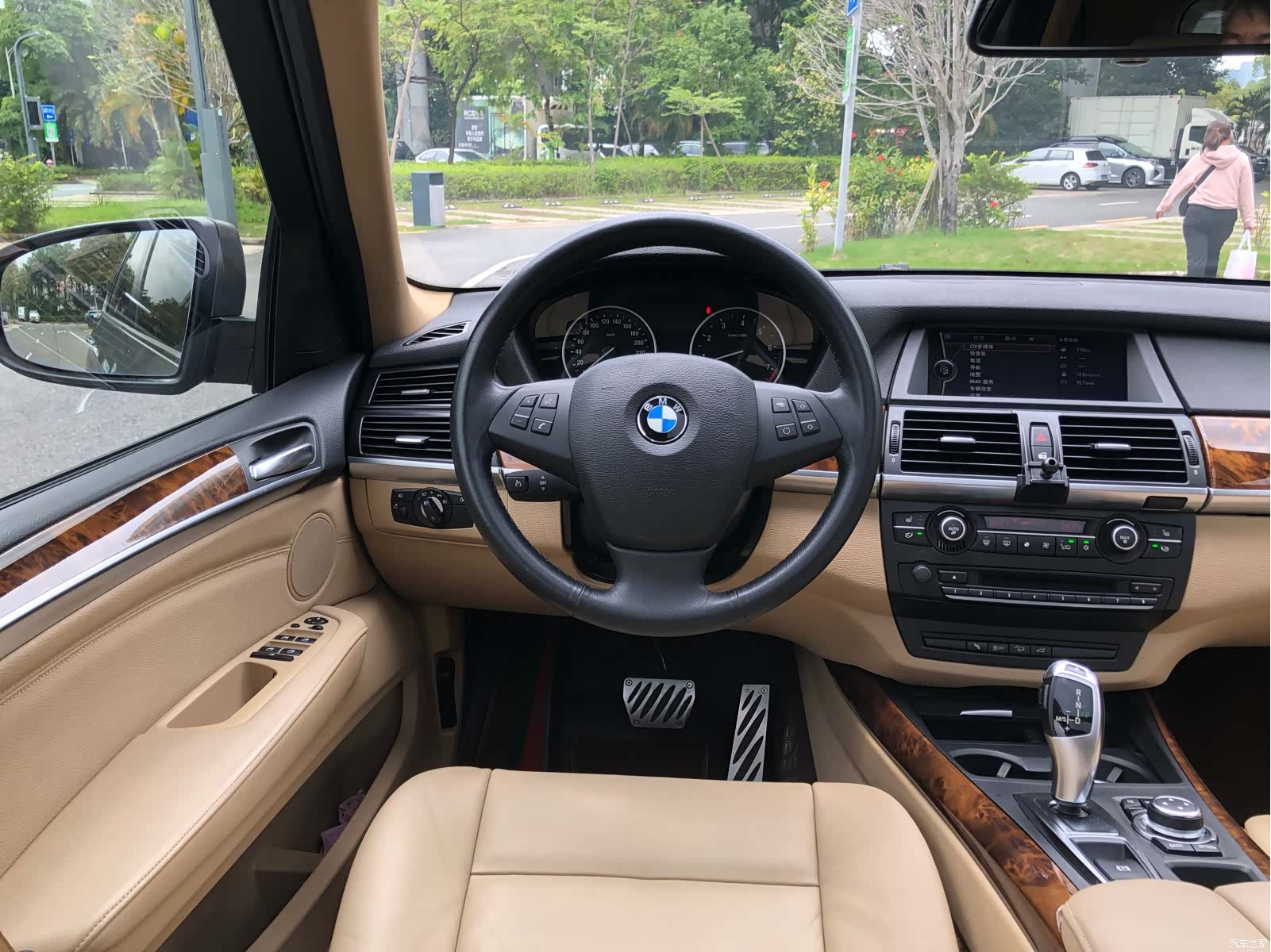 BMW X5, 2012 8