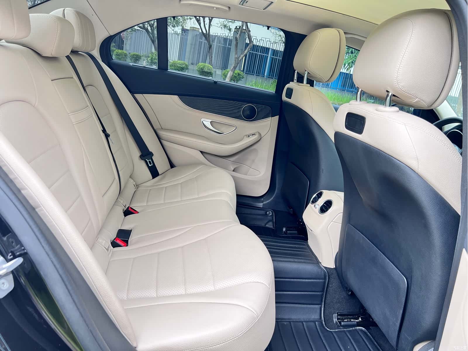 Mercedes-Benz C-Class, 2018 15