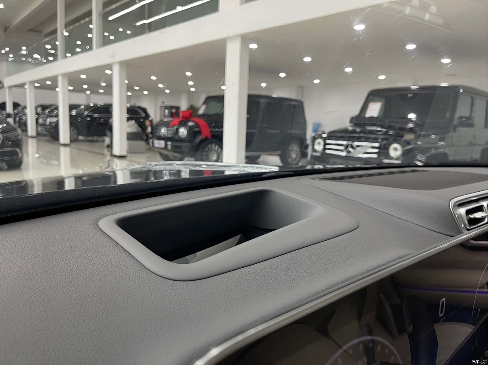 Maybach S-Class, 2024 14
