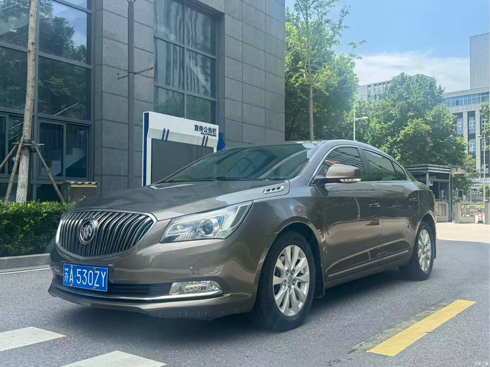 Buick LaCrosse, 2014 1