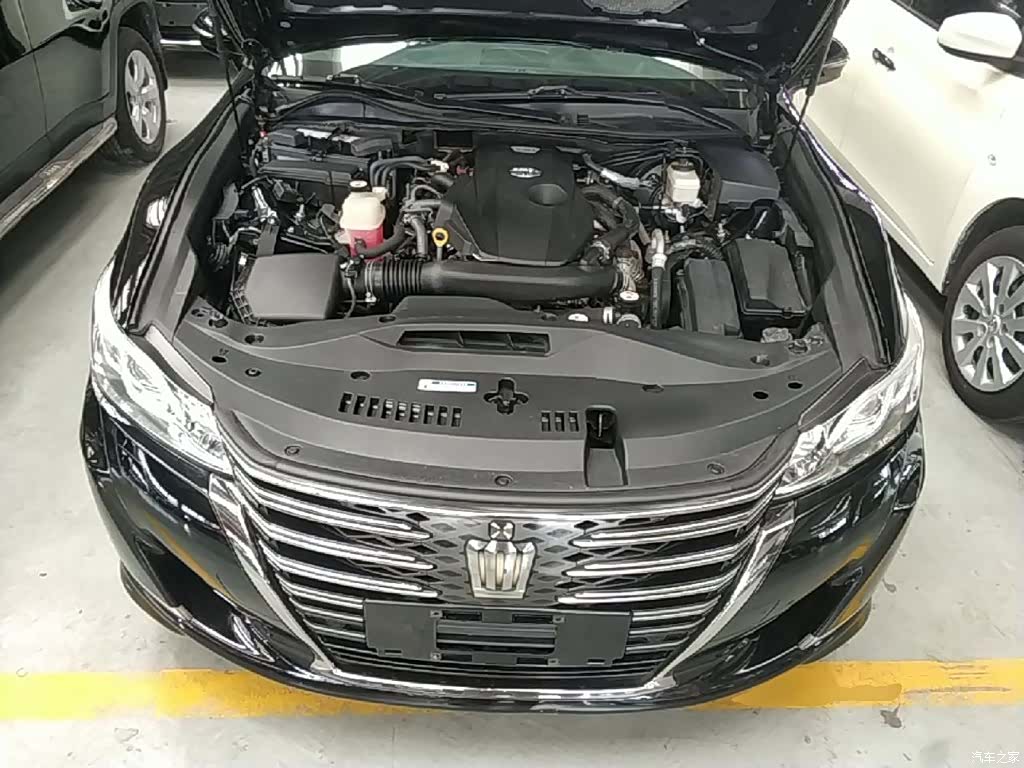 Toyota Crown, 2018 10