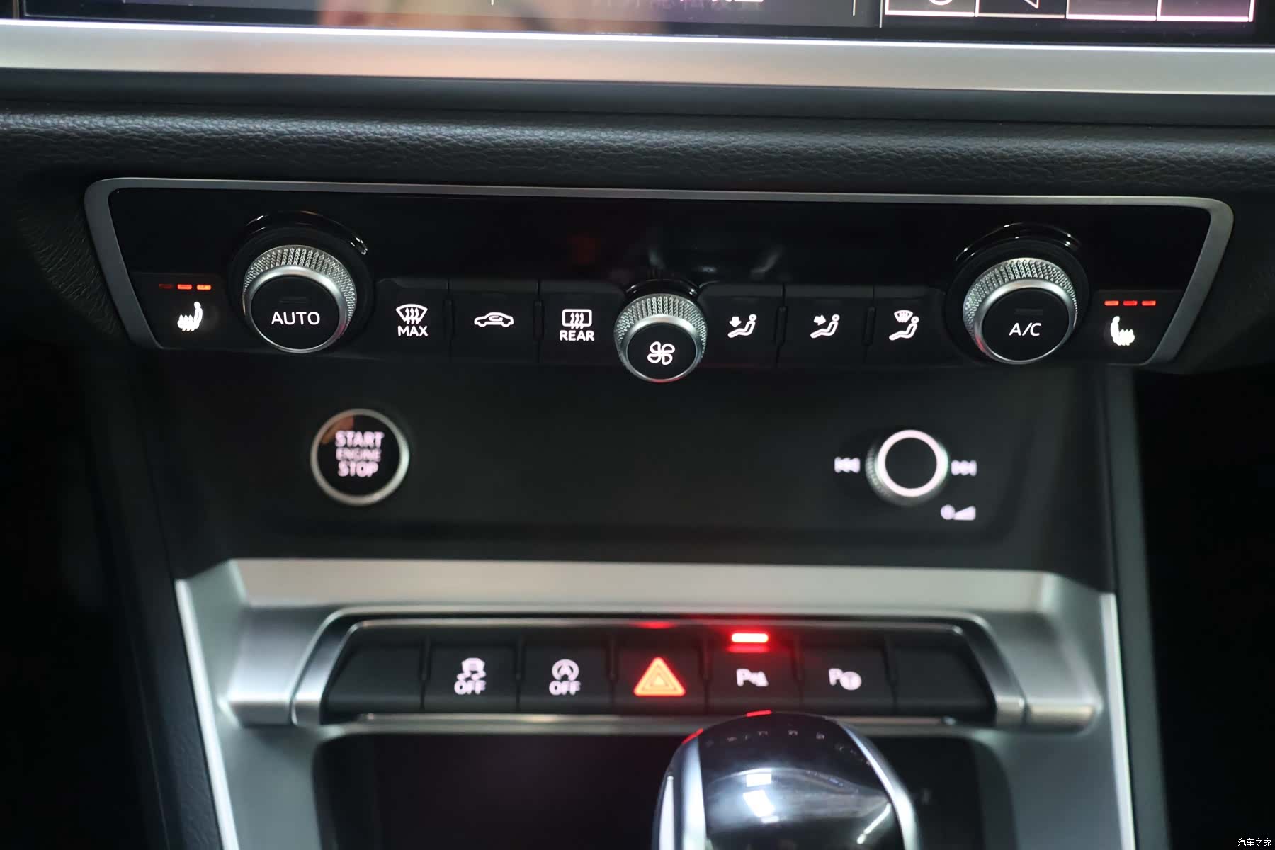 Audi Q3, 2022 11