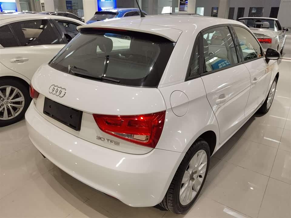 Audi A1