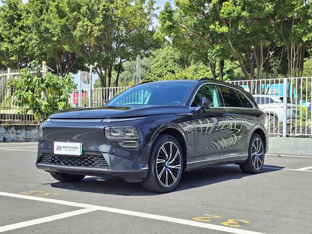 Xpeng G9