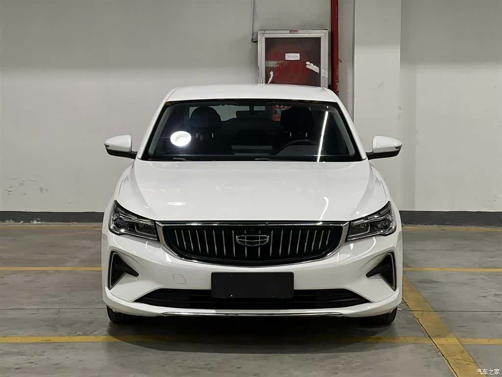 Geely Emgrand, 2022 2