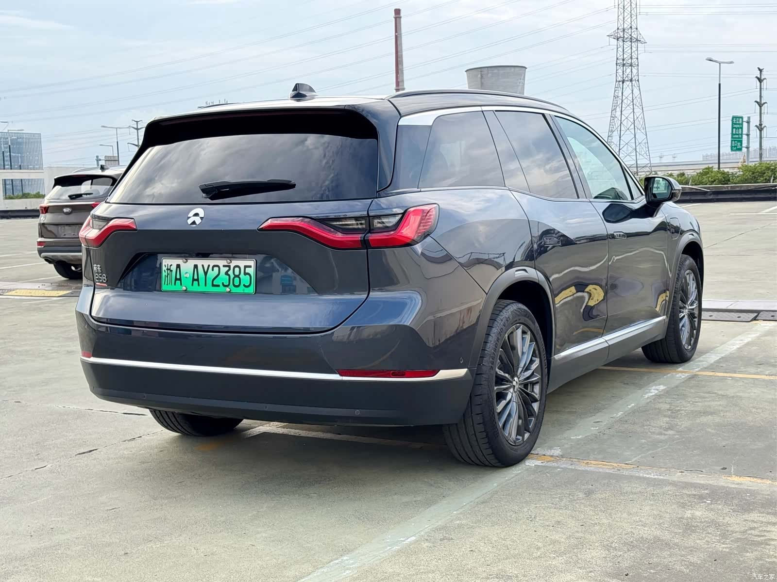 NIO ES8, 2022 7
