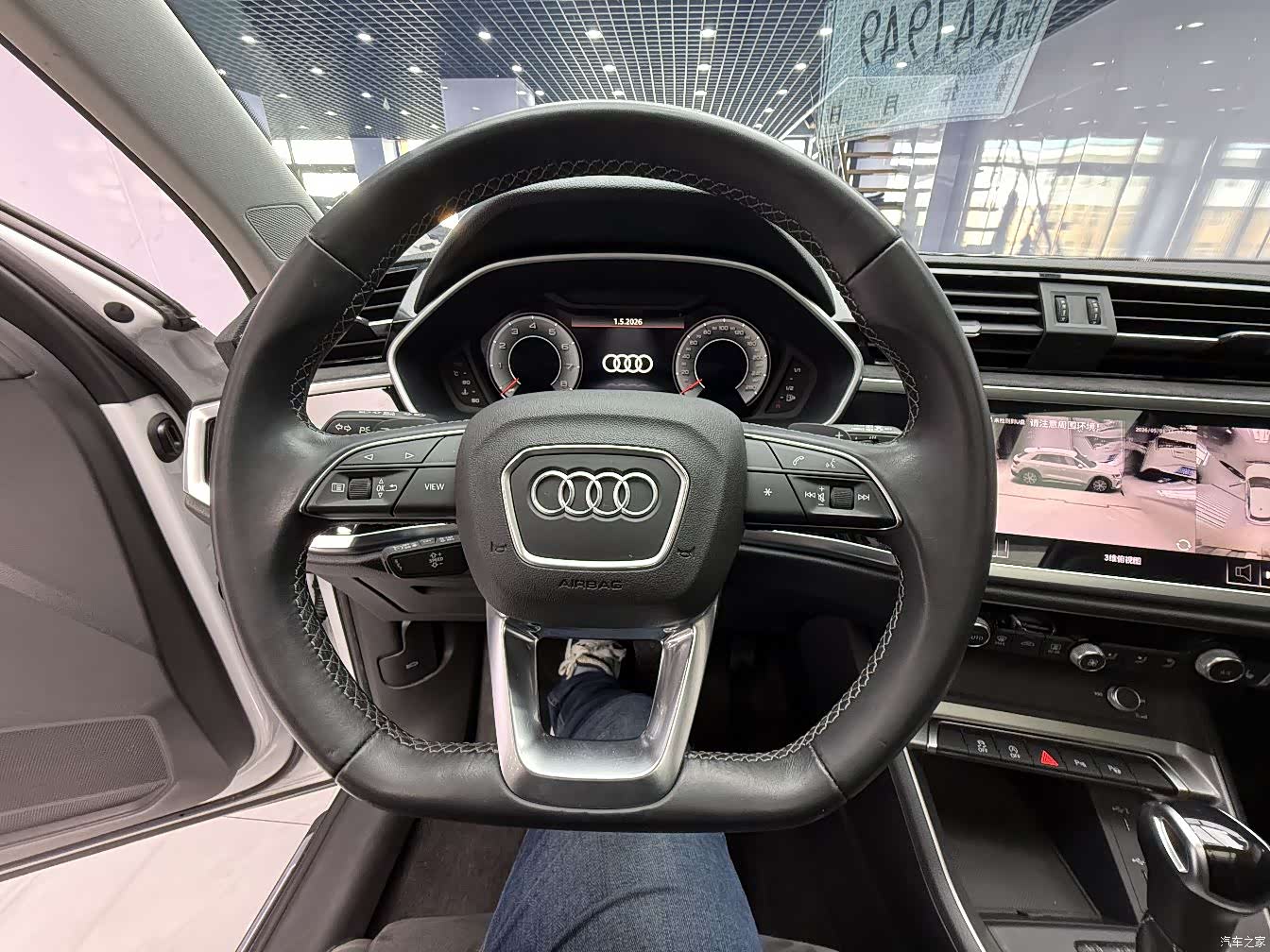 Audi Q3, 2022 12