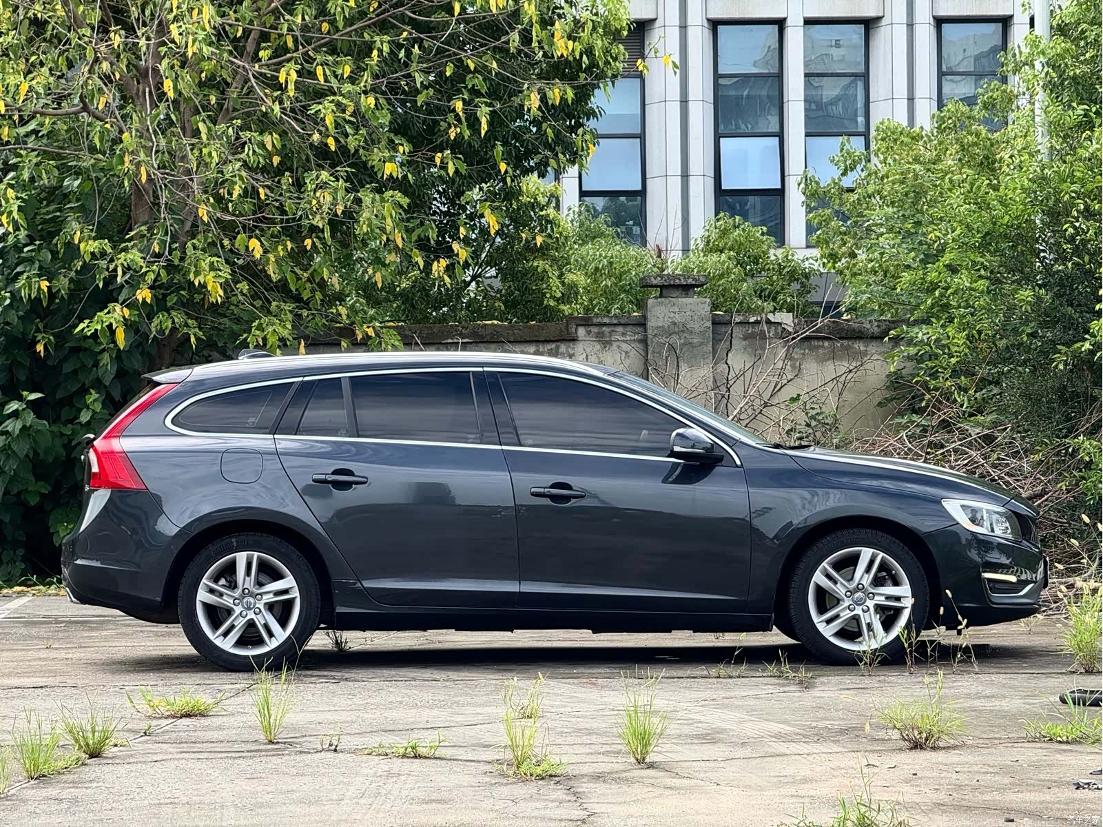 Volvo V60, 2014 3