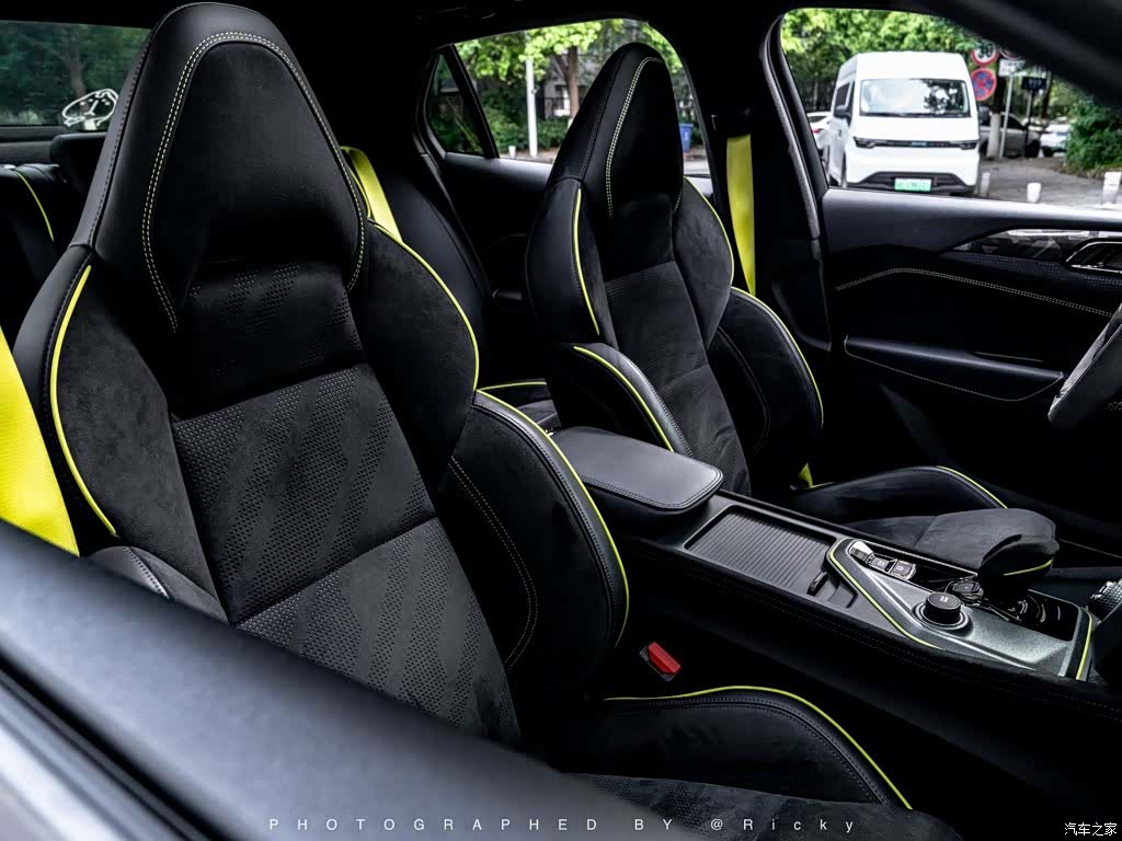 Lynk & Co 02, 2021 10