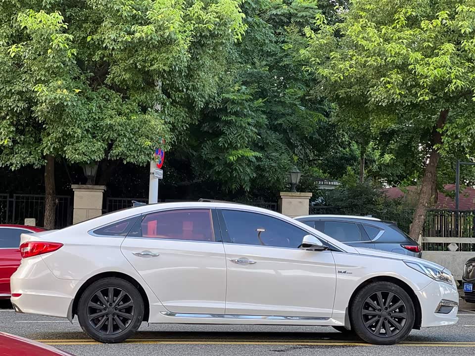 Hyundai Sonata Hyundai Sonata