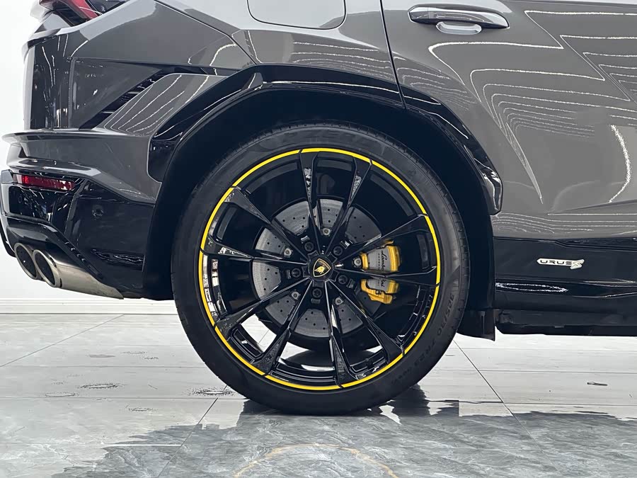 Lamborghini Urus 2024, фото 9