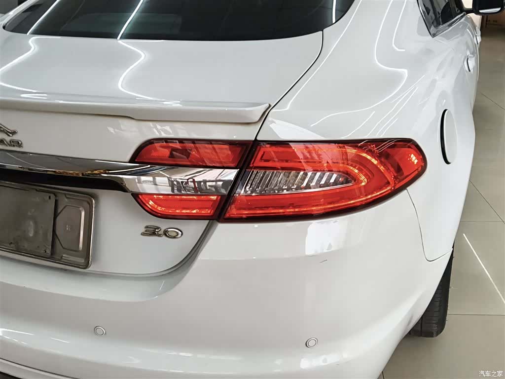 Jaguar XF, 2014 24
