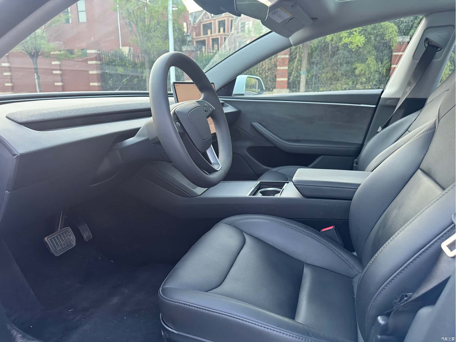 Tesla Model 3, 2024 4