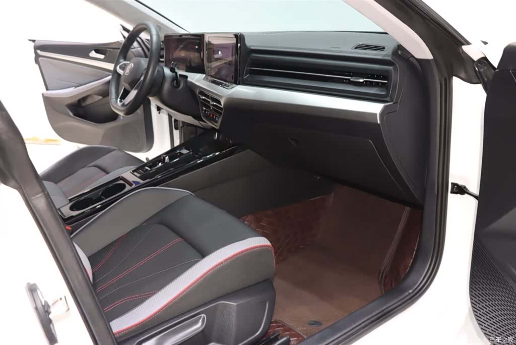 Volkswagen Lamando, 2025 8