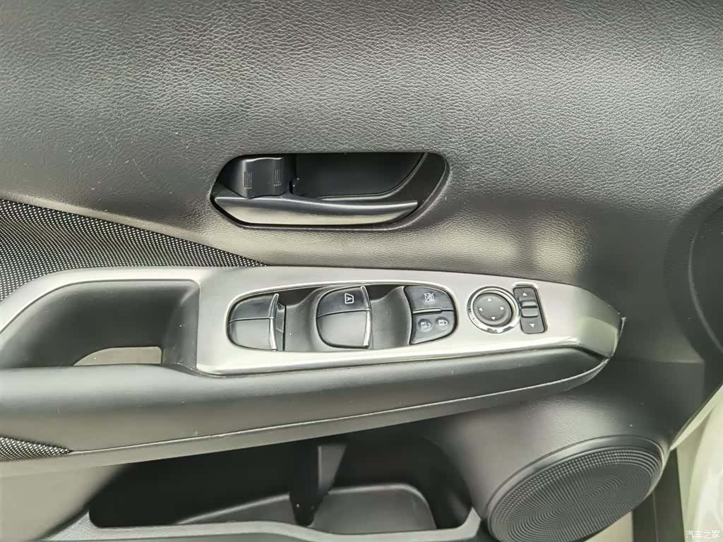 Nissan Kicks, 2020 9