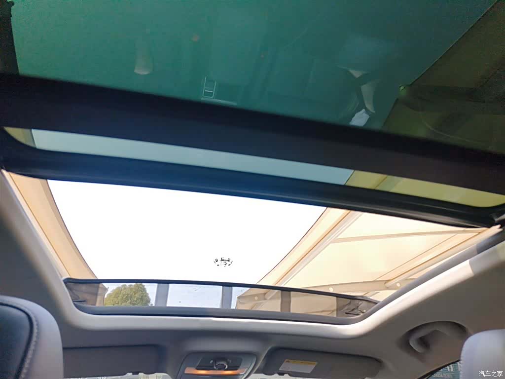 Roewe RX5, 2021 18