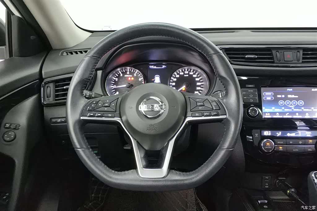 Nissan X-Trail, 2018 15