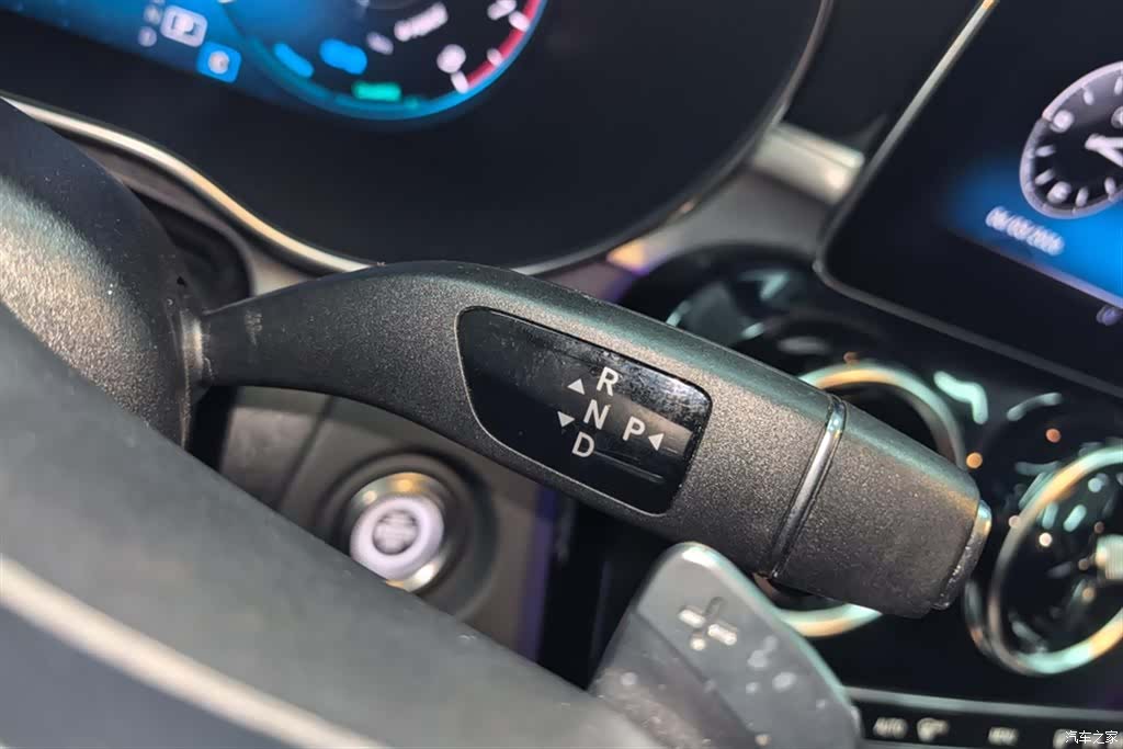 Mercedes-Benz C-Class, 2021 16