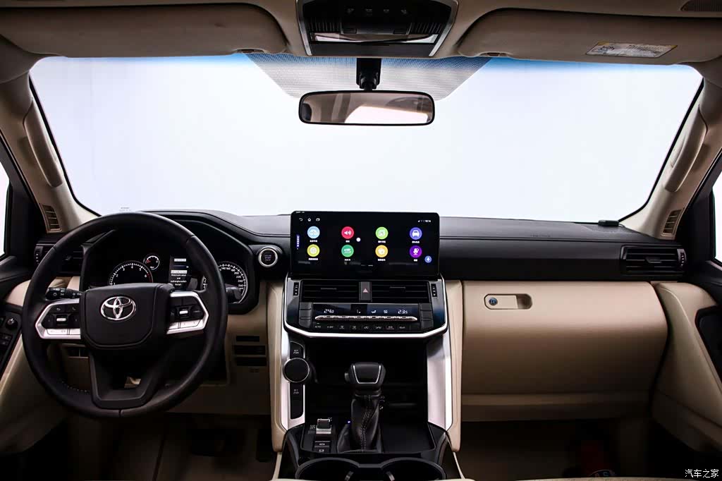 Toyota Land Cruiser, 2024 все фото