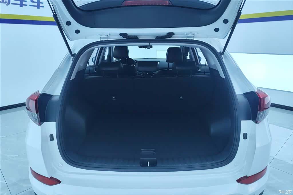Hyundai Tucson, 2018 4