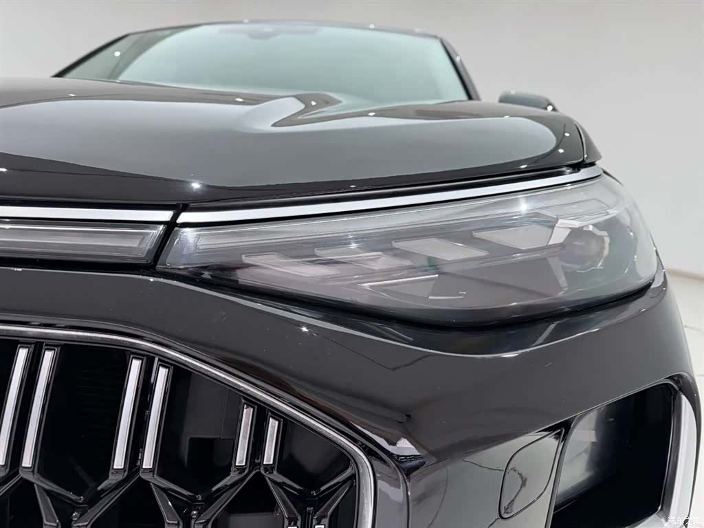 Audi Q6, 2023 2