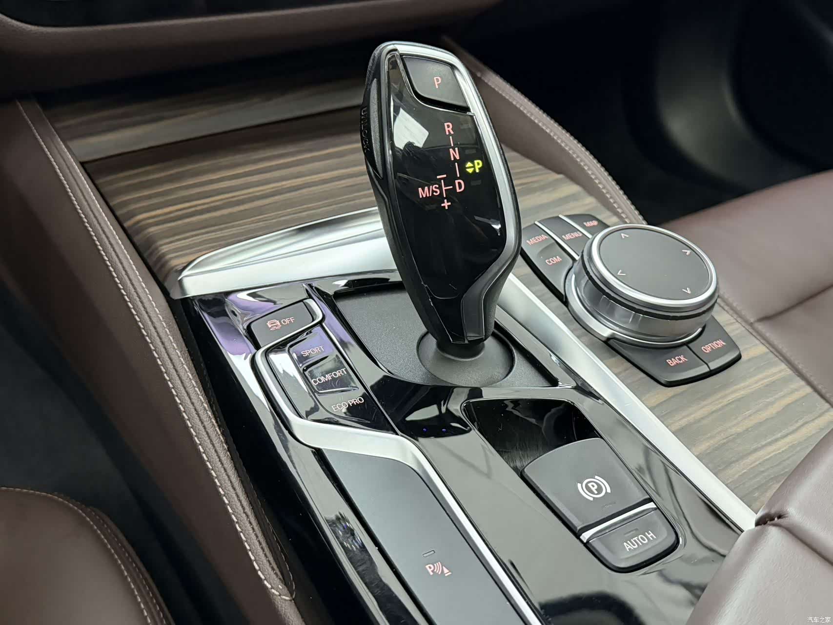 BMW 5 Series, 2019 14