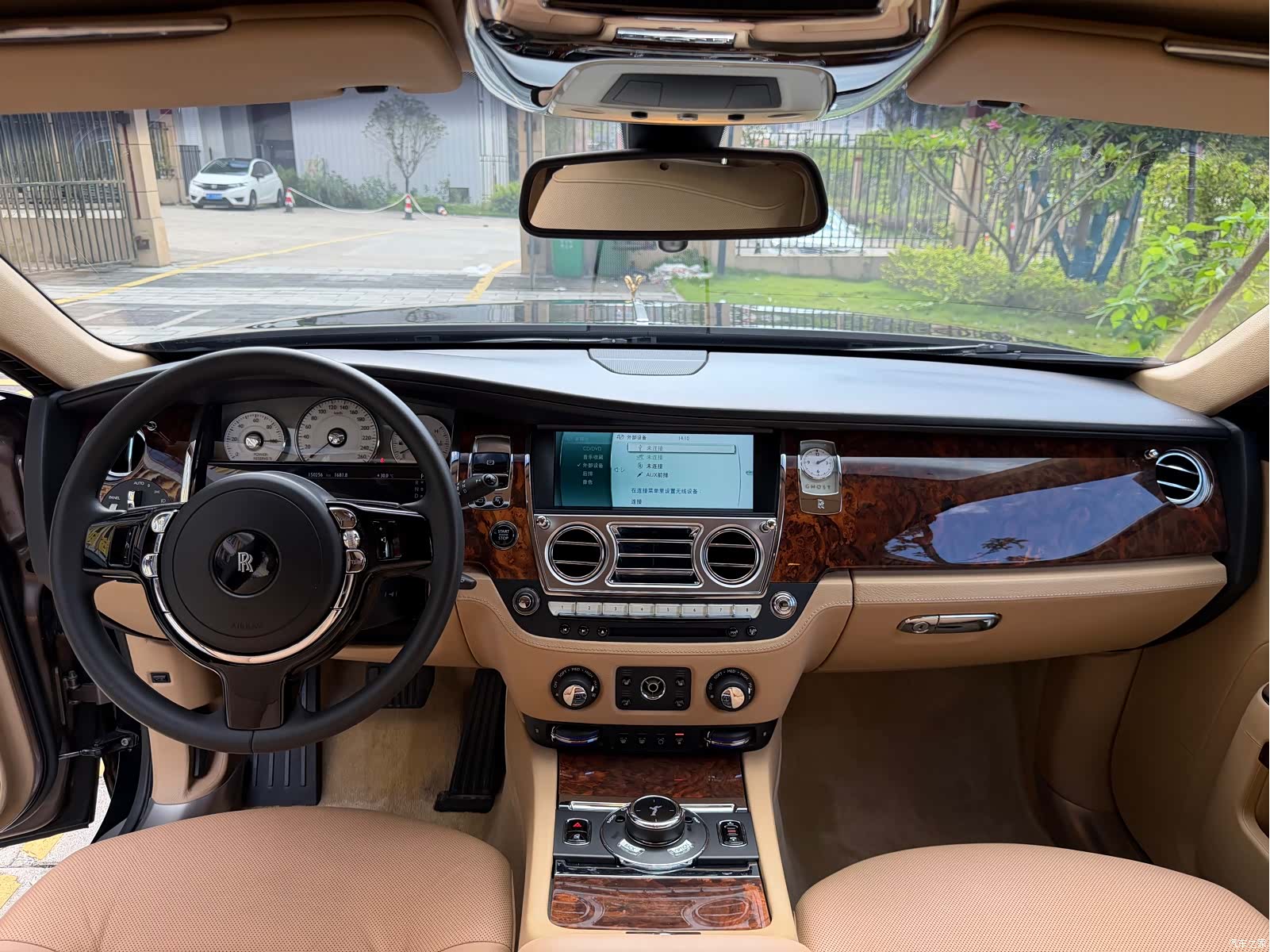 Rolls-Royce Ghost, 2014 7