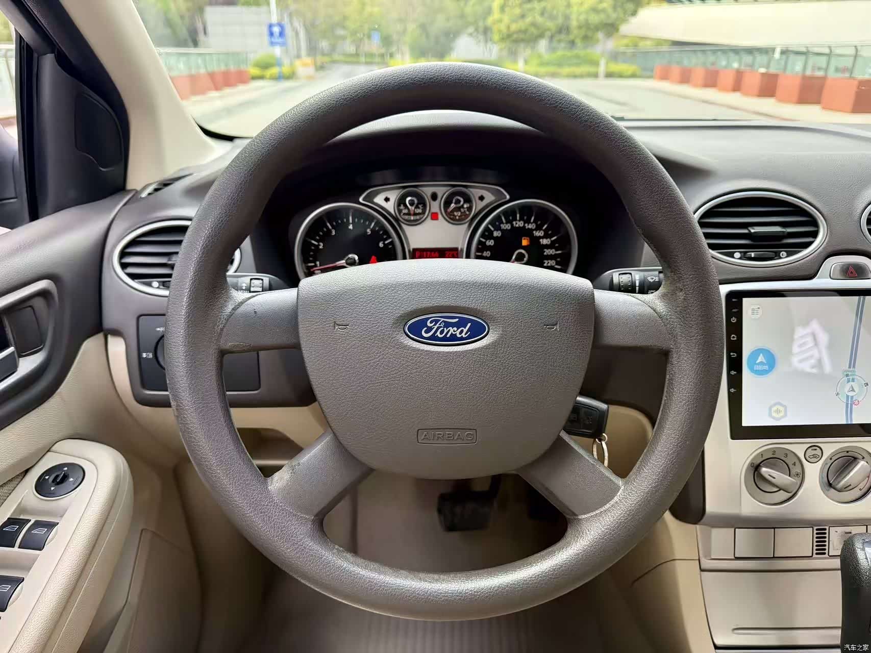 Ford Focus, 2014 11
