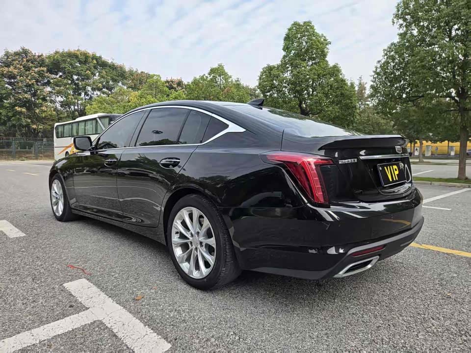 Cadillac CT5