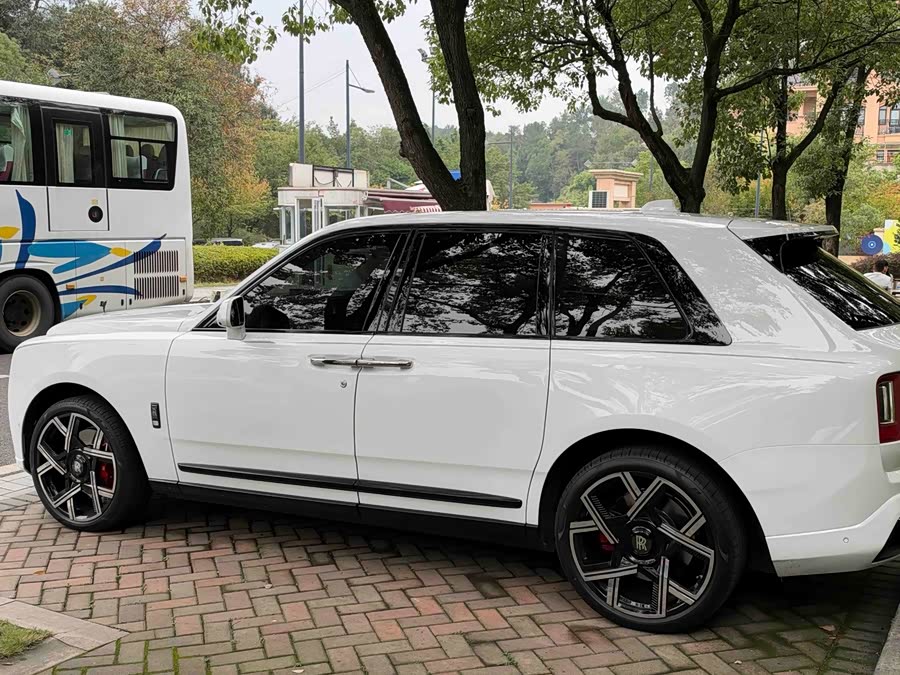 Rolls-Royce Cullinan 2021, фото 4
