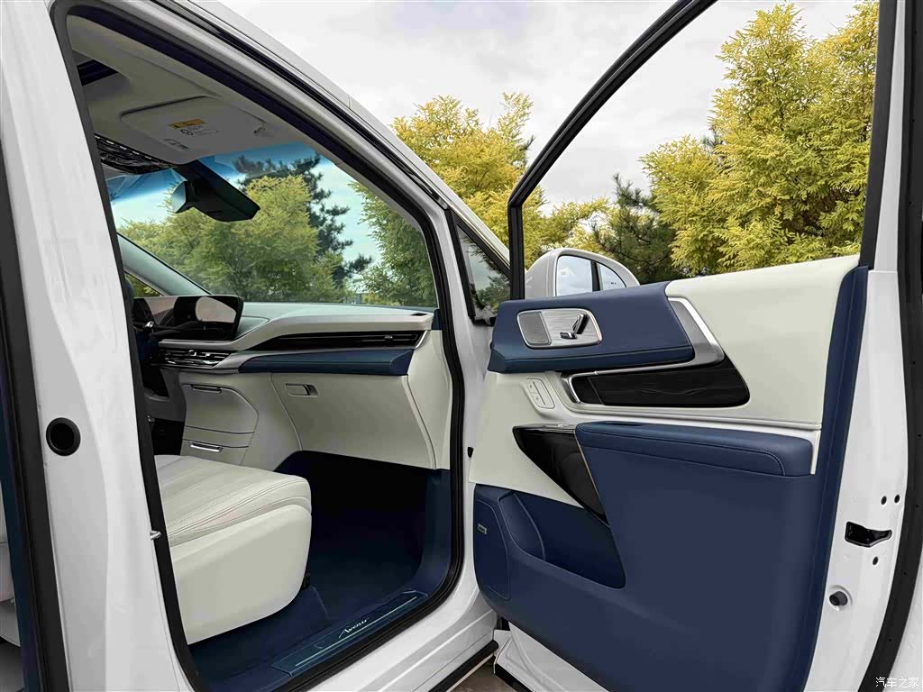Buick Century, 2024 8