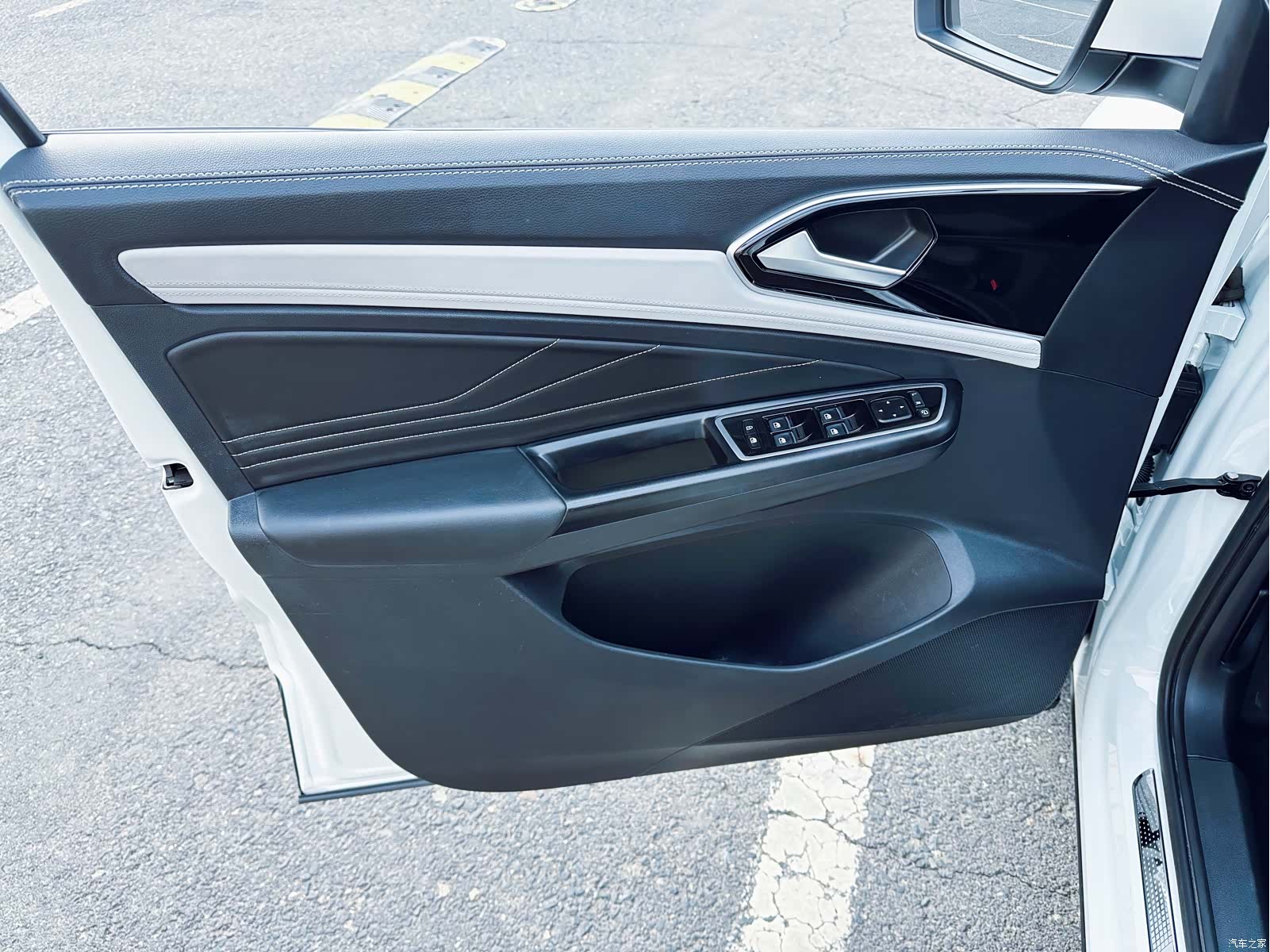 Volkswagen VS7, 2023 17