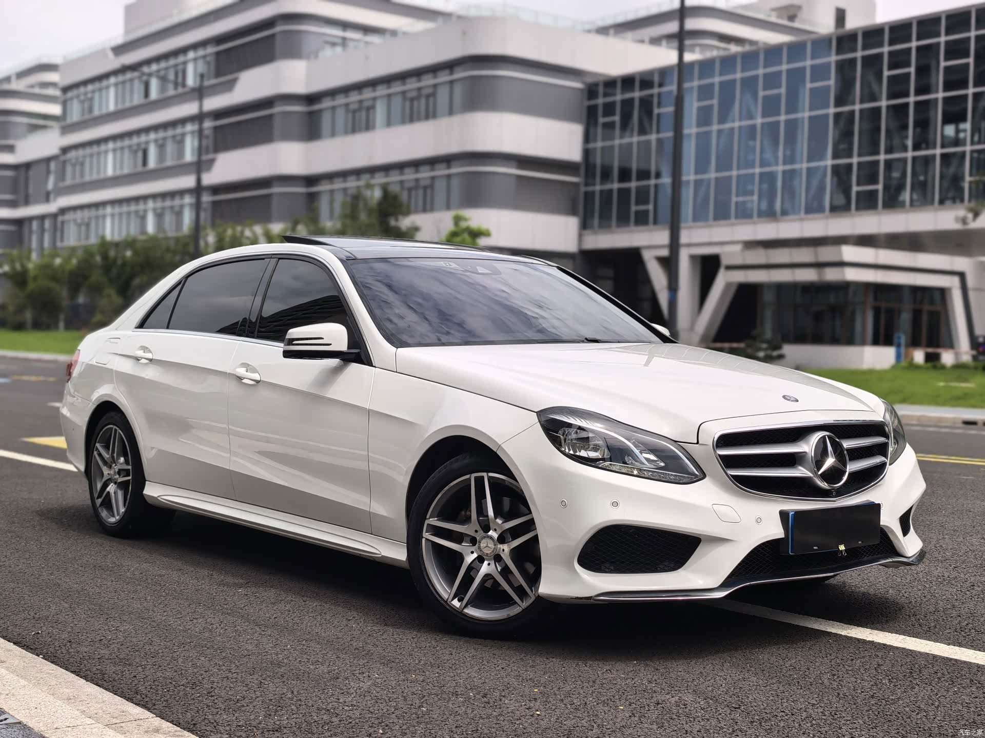 Mercedes-Benz E-Class, 2014 3