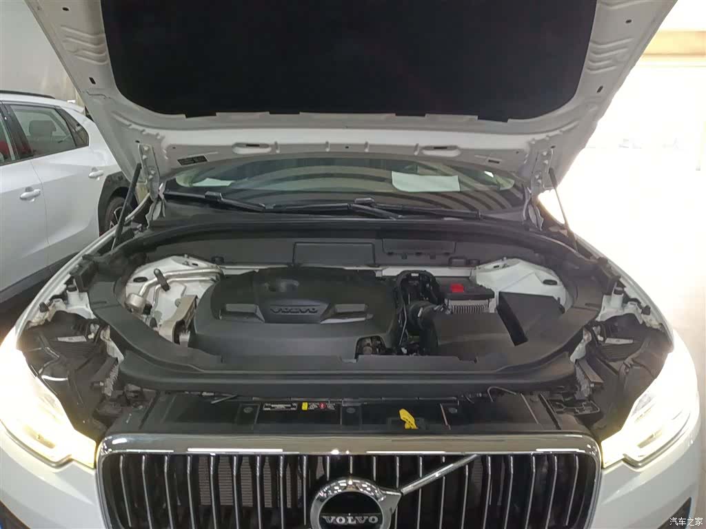 Volvo XC60, 2019 16