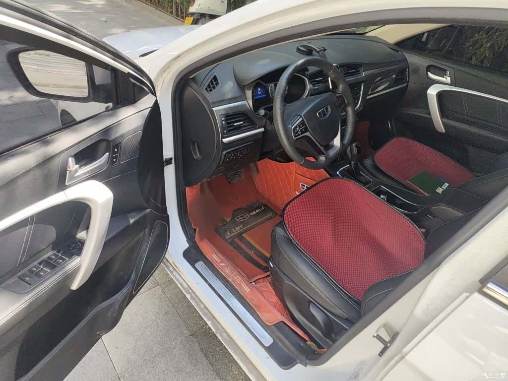 Geely Emgrand, 2017 14