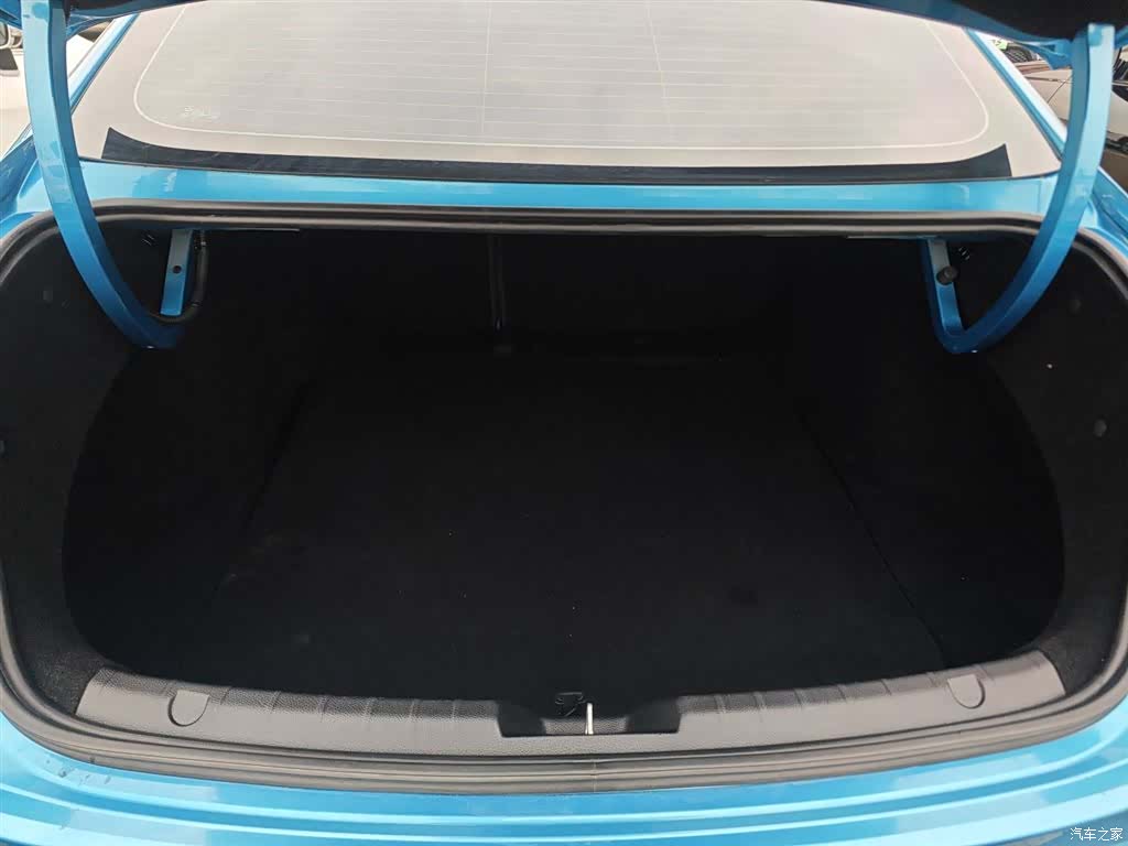 Geely Preface, 2021 19