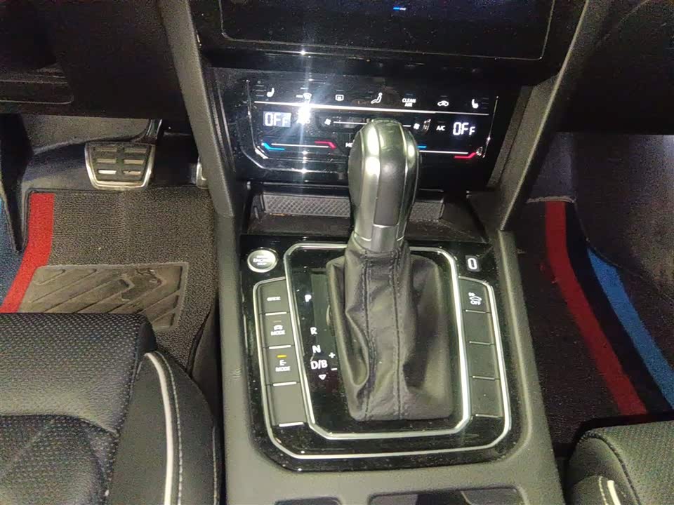 Volkswagen Magotan GTE