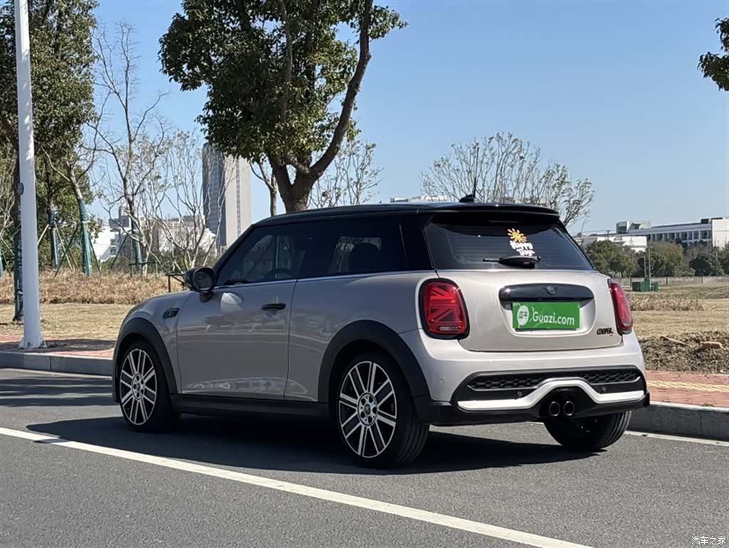 Mini Cooper, 2023 24