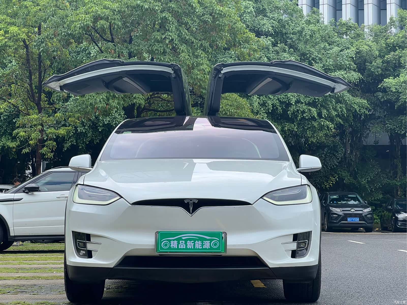 Tesla Model X, 2018 9