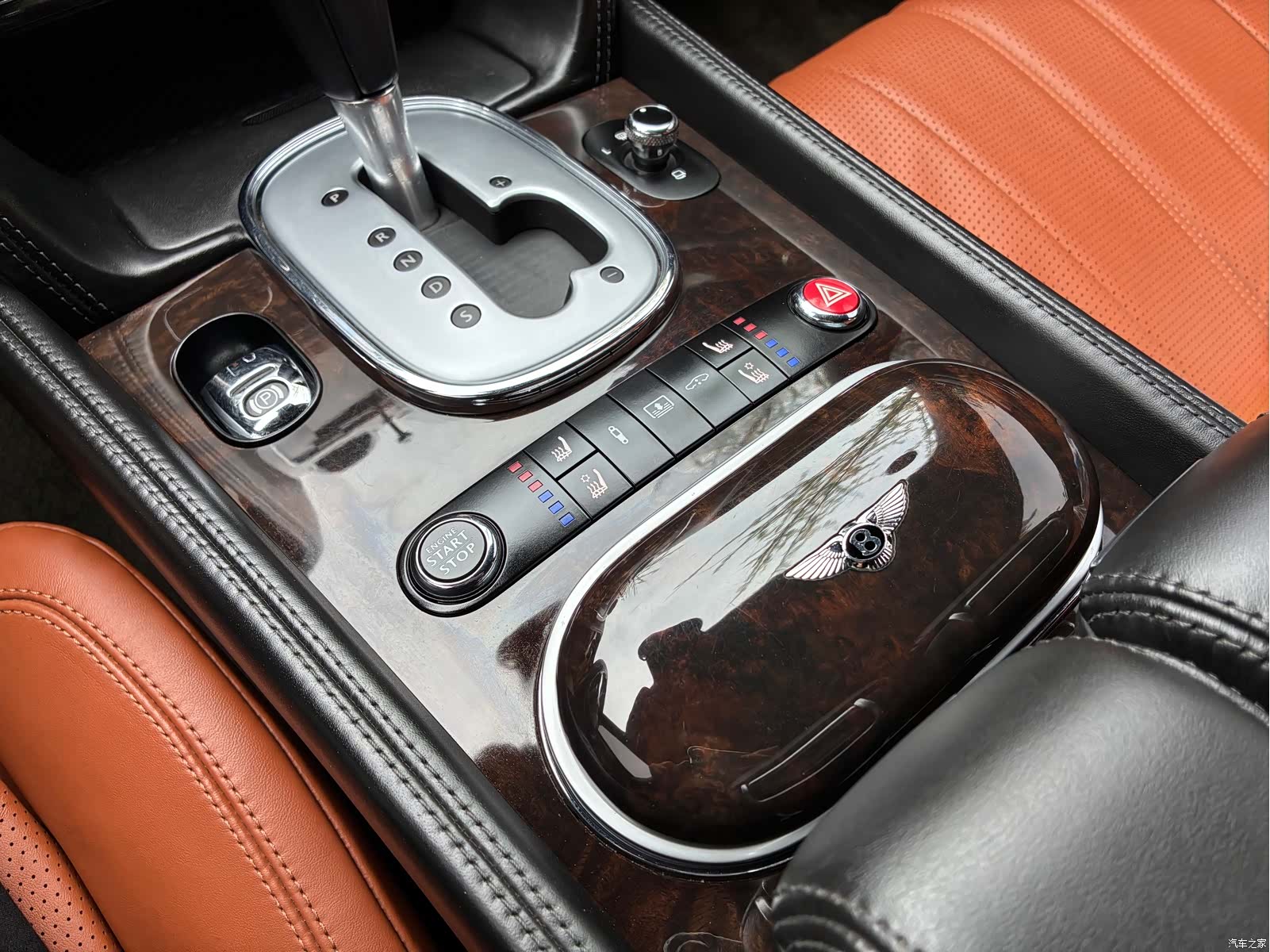 Bentley Flying Spur, 2013 17