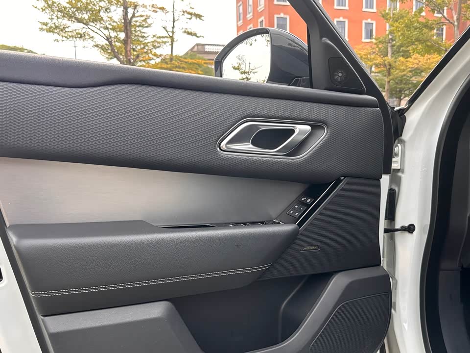 Land Rover Range Rover Star Pulse