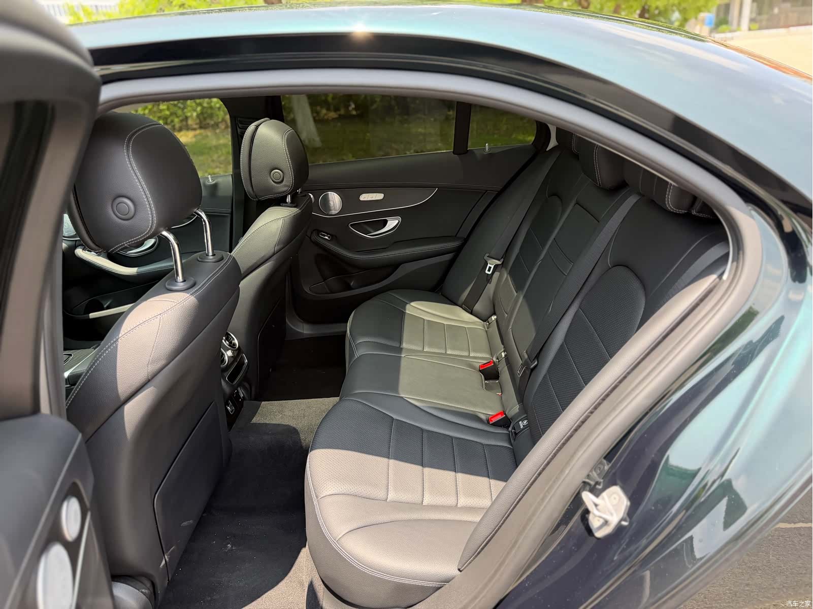 Mercedes-Benz C-Class, 2021 11