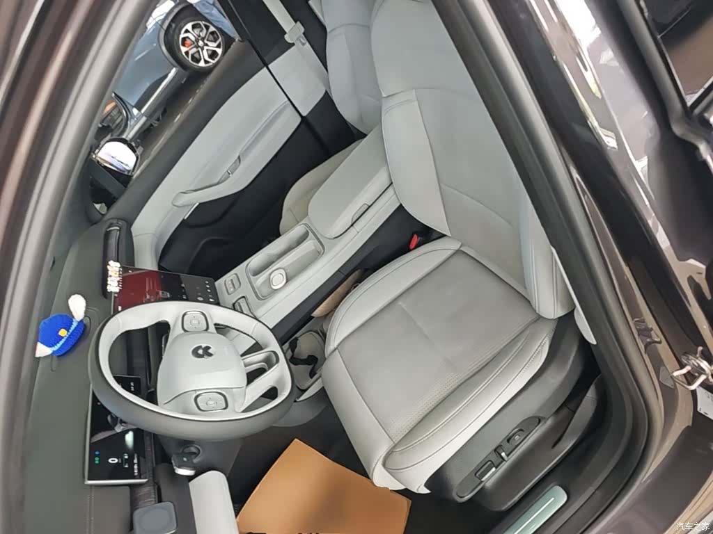 NIO ES6, 2024 15