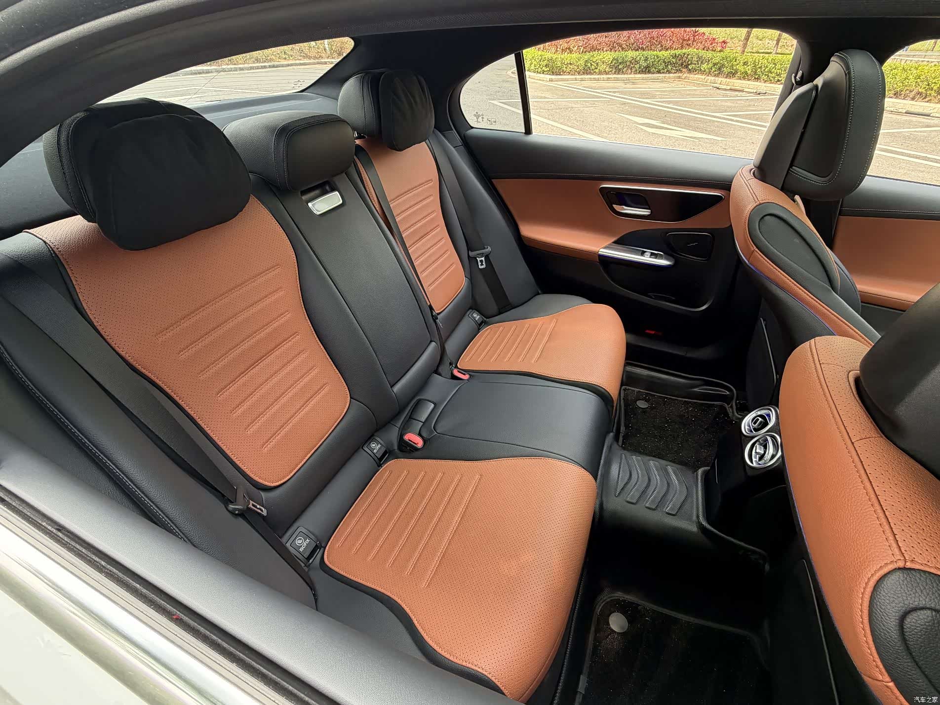 Mercedes-Benz C-Class, 2023 11