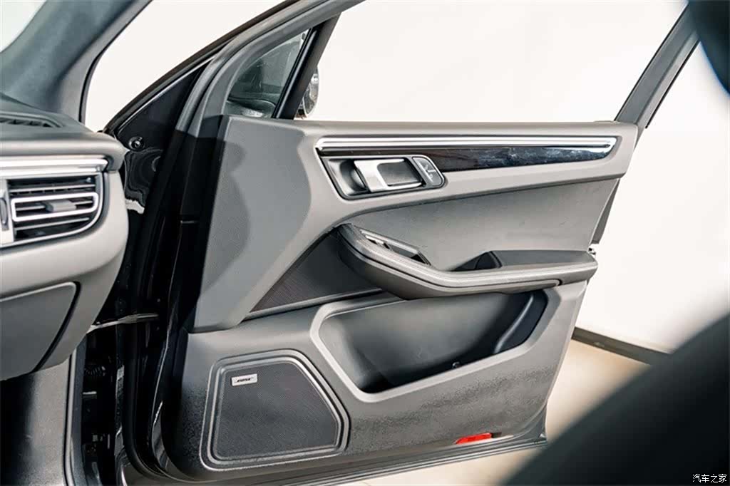 Porsche Macan, 2021 16