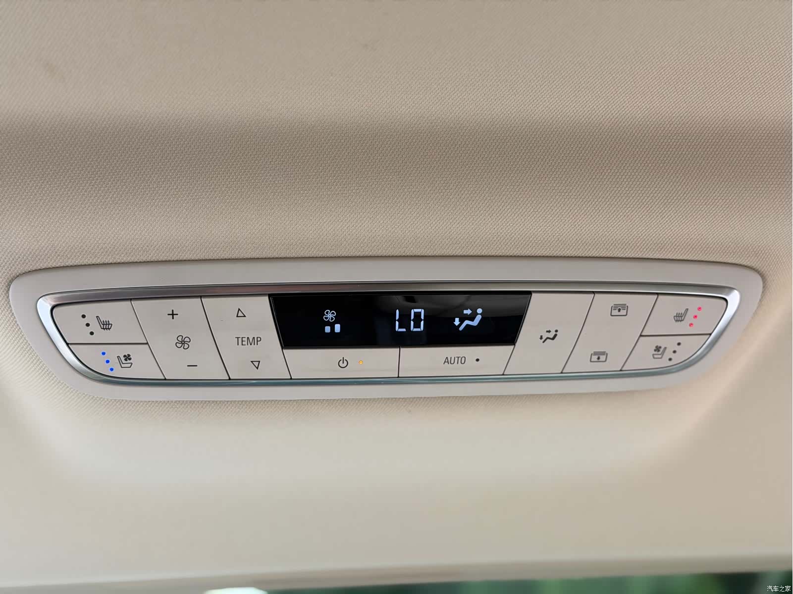Buick GL8, 2022 18