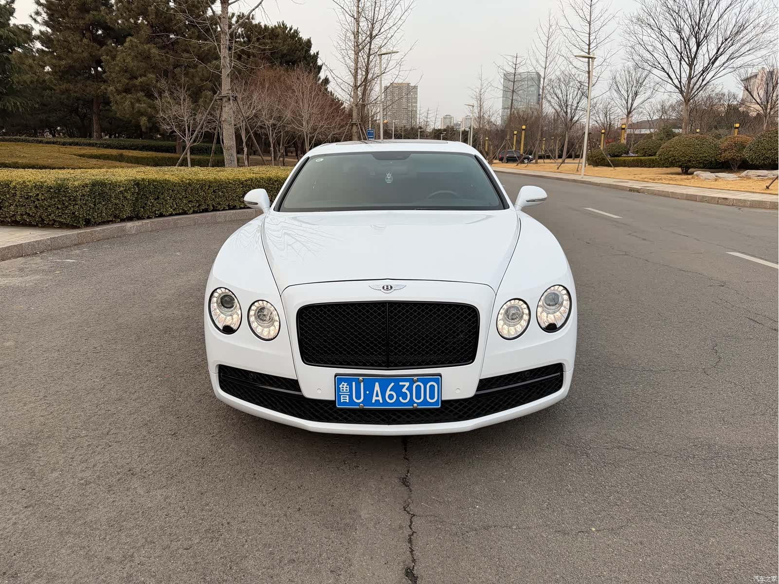 Bentley Flying Spur, 2013 2